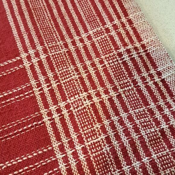 Pottery Barn Watson Plaid Table Throw Red White Cotton Fringe Holiday Table - Picture 3 of 8